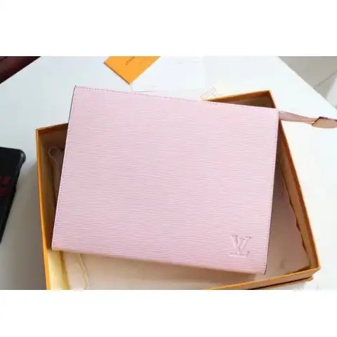 LV 19T1L0082 Bags 0730